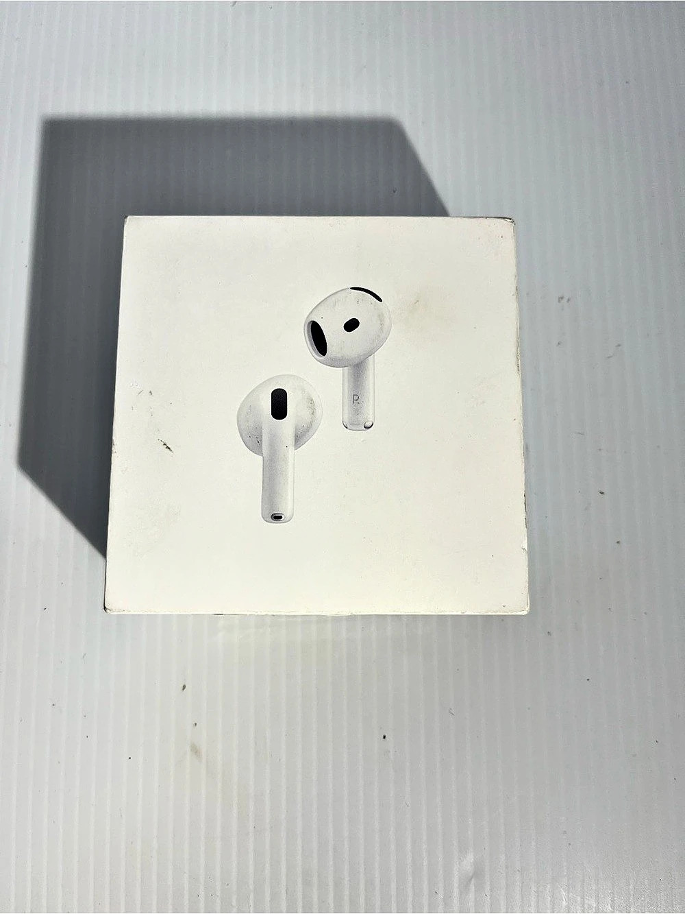 Apple AirPods 4 with Active Noise Cancellation White